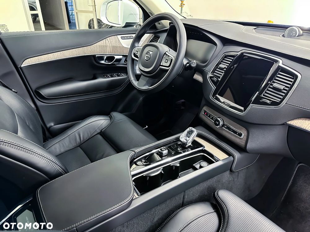 Volvo XC 90 - 18