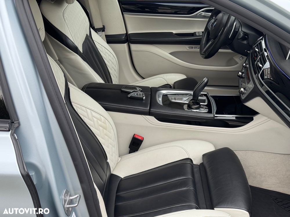 BMW Seria 7 - 20