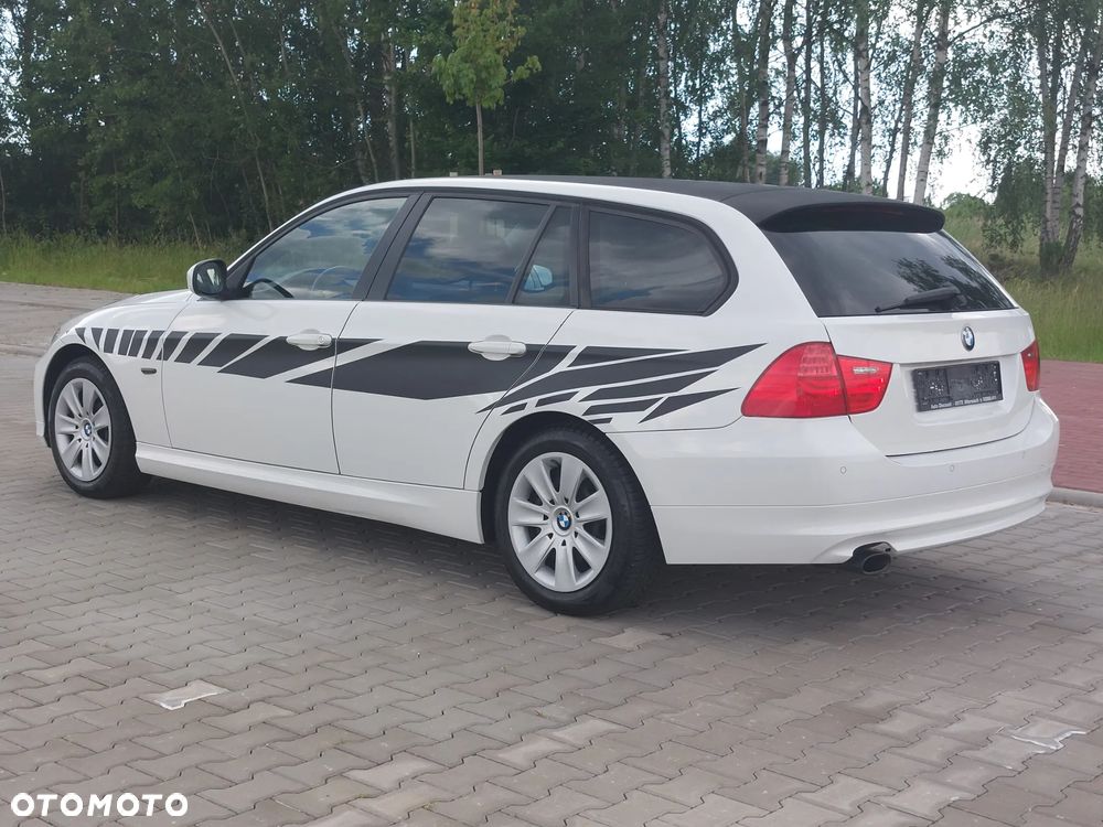 BMW Seria 3 - 24