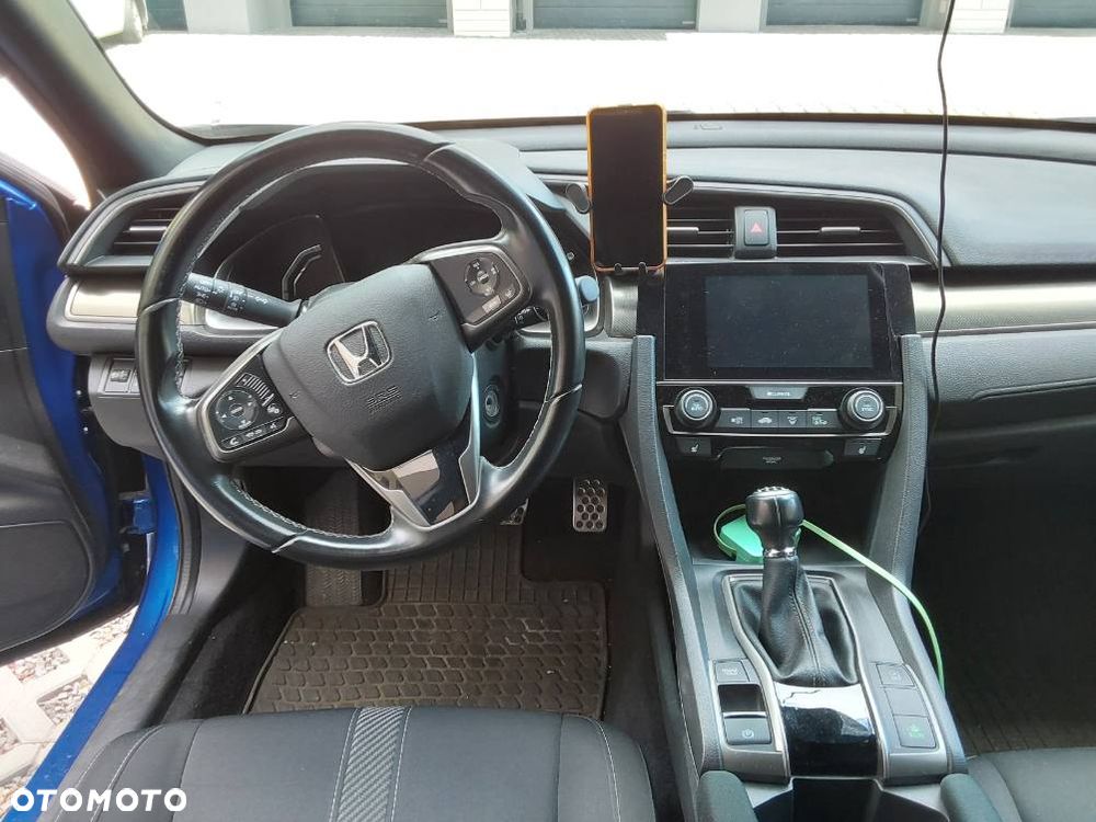 Honda Civic 1.0 i-VTEC Turbo Comfort Sport Line - 10
