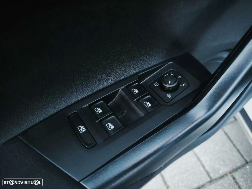 VW Taigo 1.0 TSI OPF Life - 38