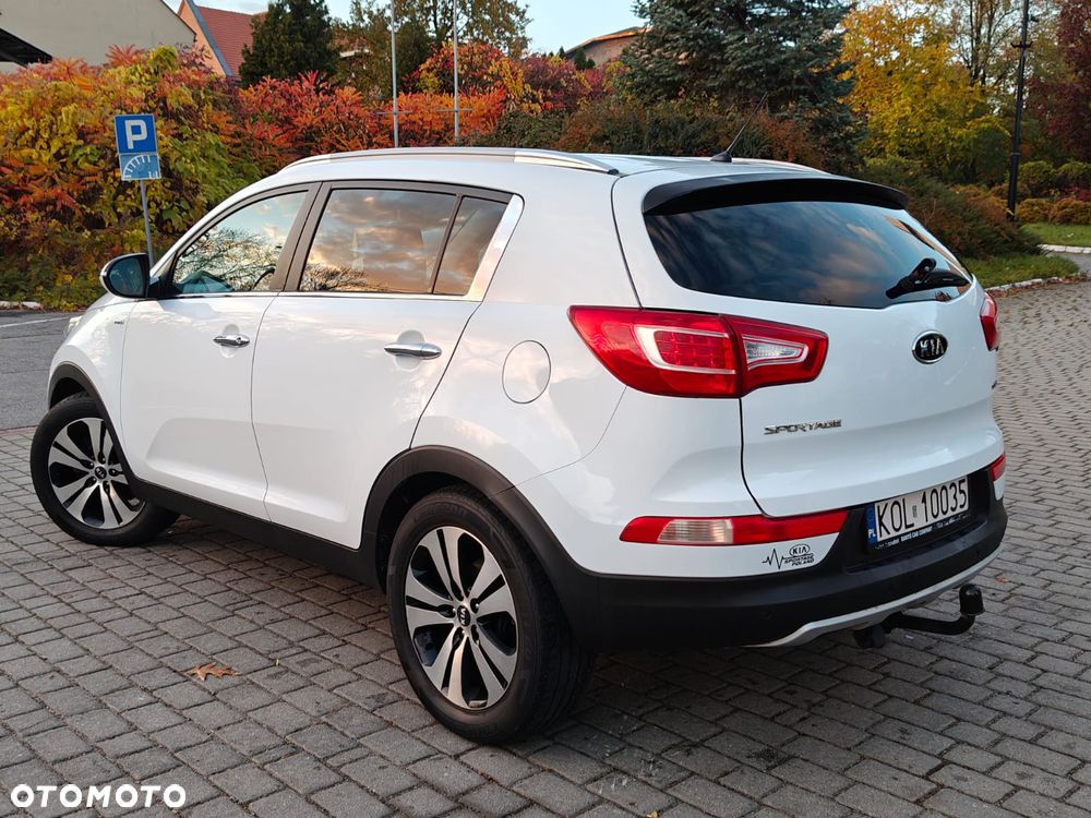 Kia Sportage 2.0 CRDI 4WD Automatik Dream-Team Edition - 24