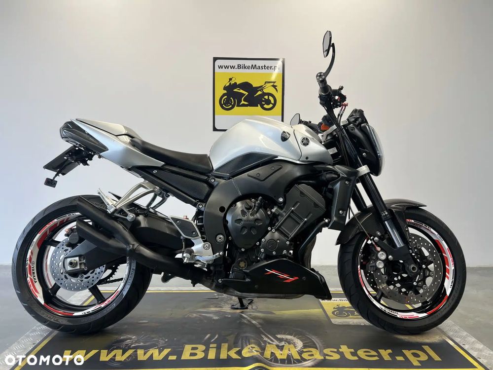 Yamaha FZ - 1