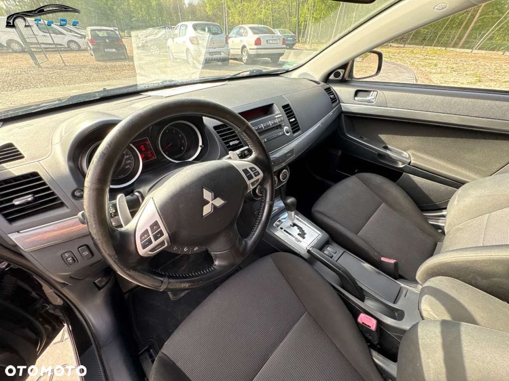 Mitsubishi Lancer 1.8 Invite CVT - 21