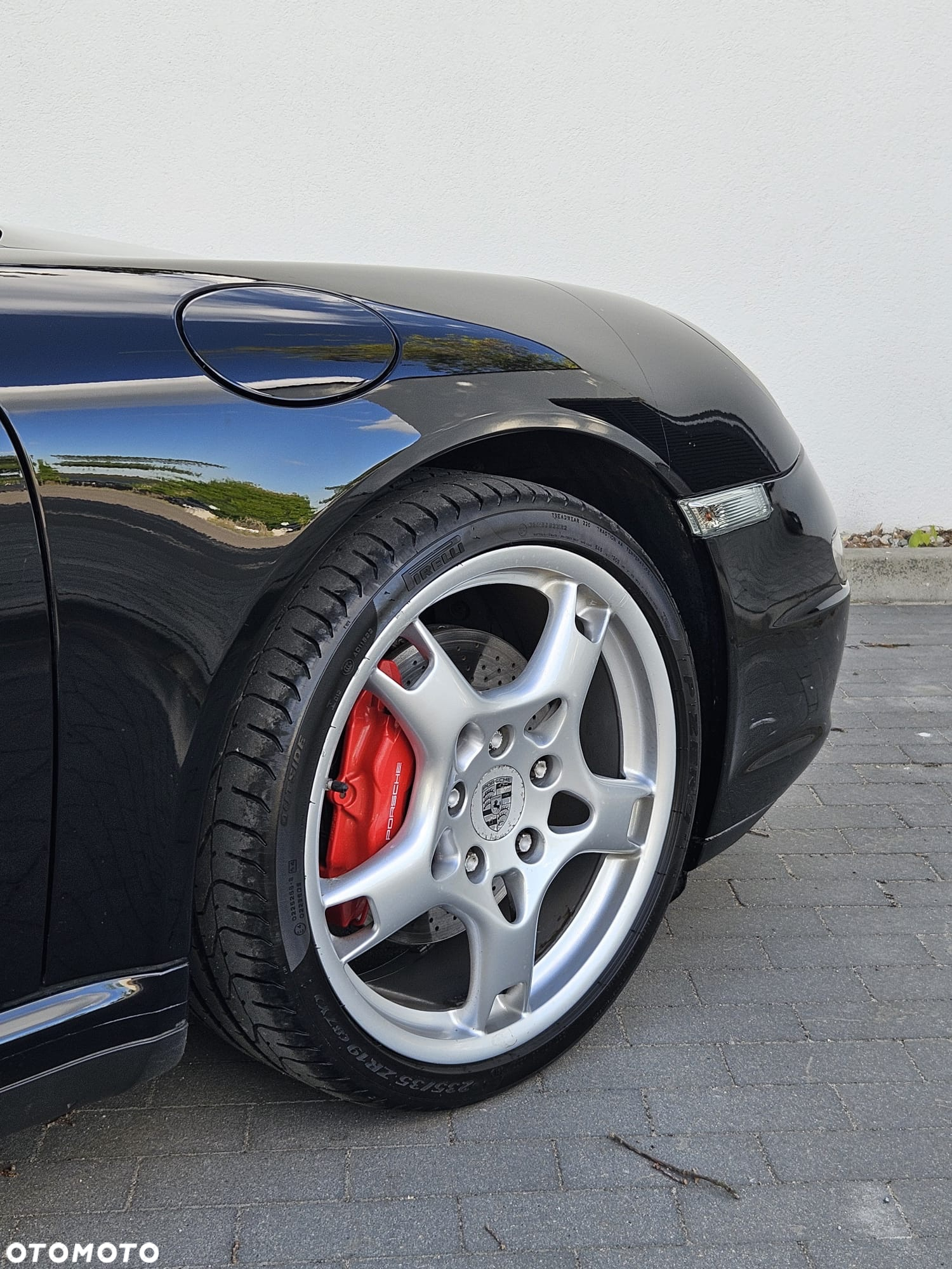 Porsche 911 Carrera 4S - 16