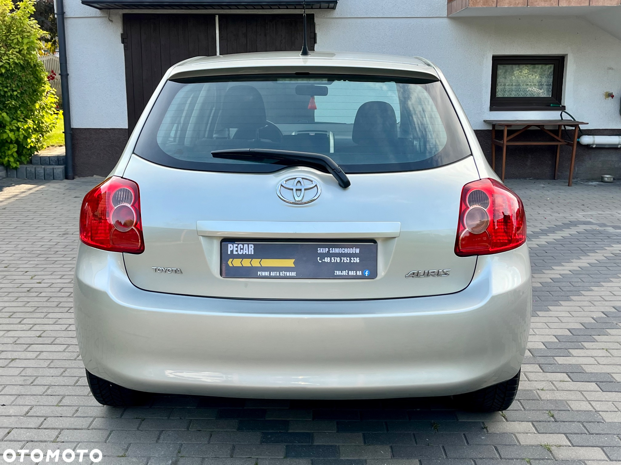 Toyota Auris 1.4 VVT-i Terra - 11