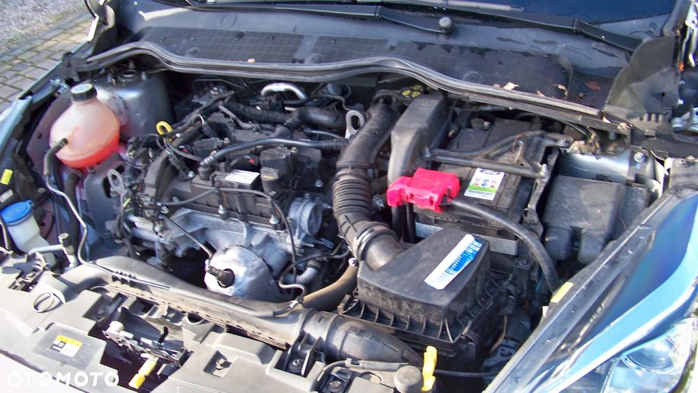 Ford Fiesta 1.1 S&S TITANIUM - 31