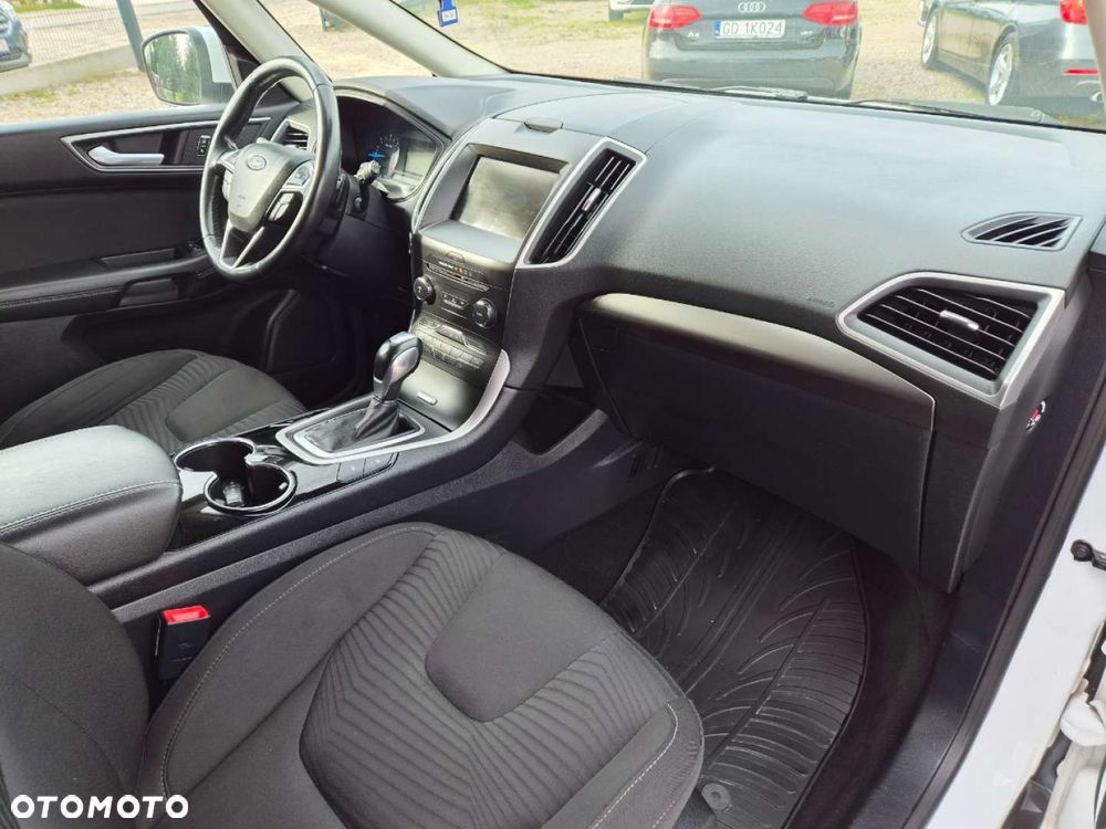 Ford S-Max - 19