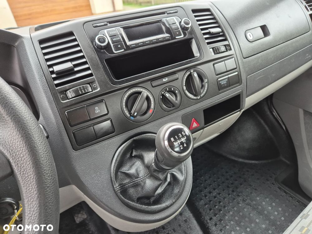 Volkswagen T5 kilka sztuk - 19