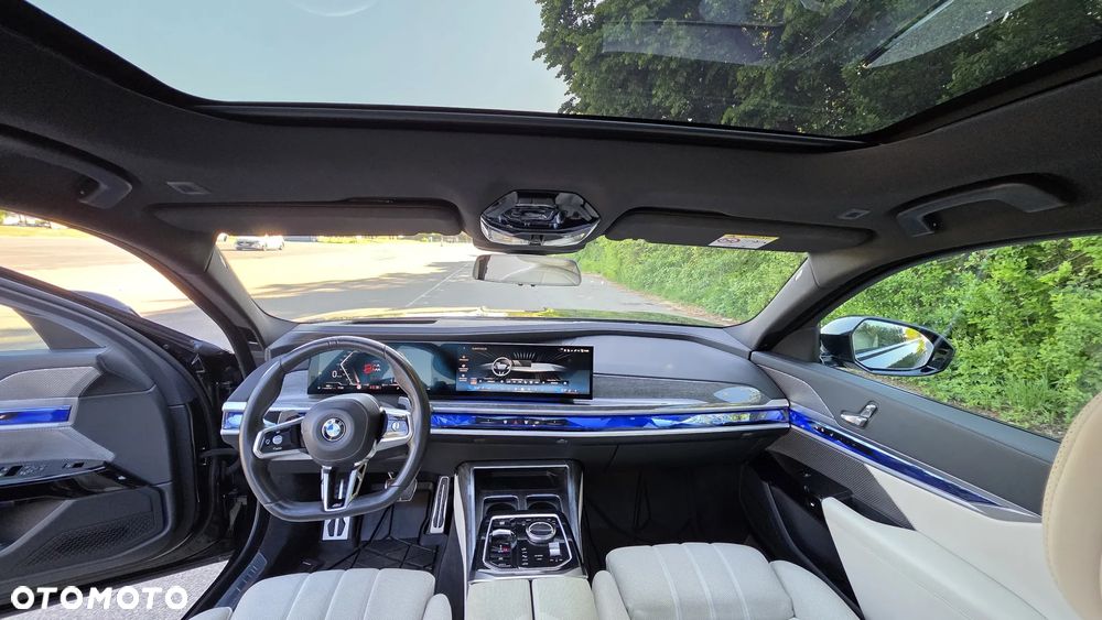 BMW Seria 7 - 10
