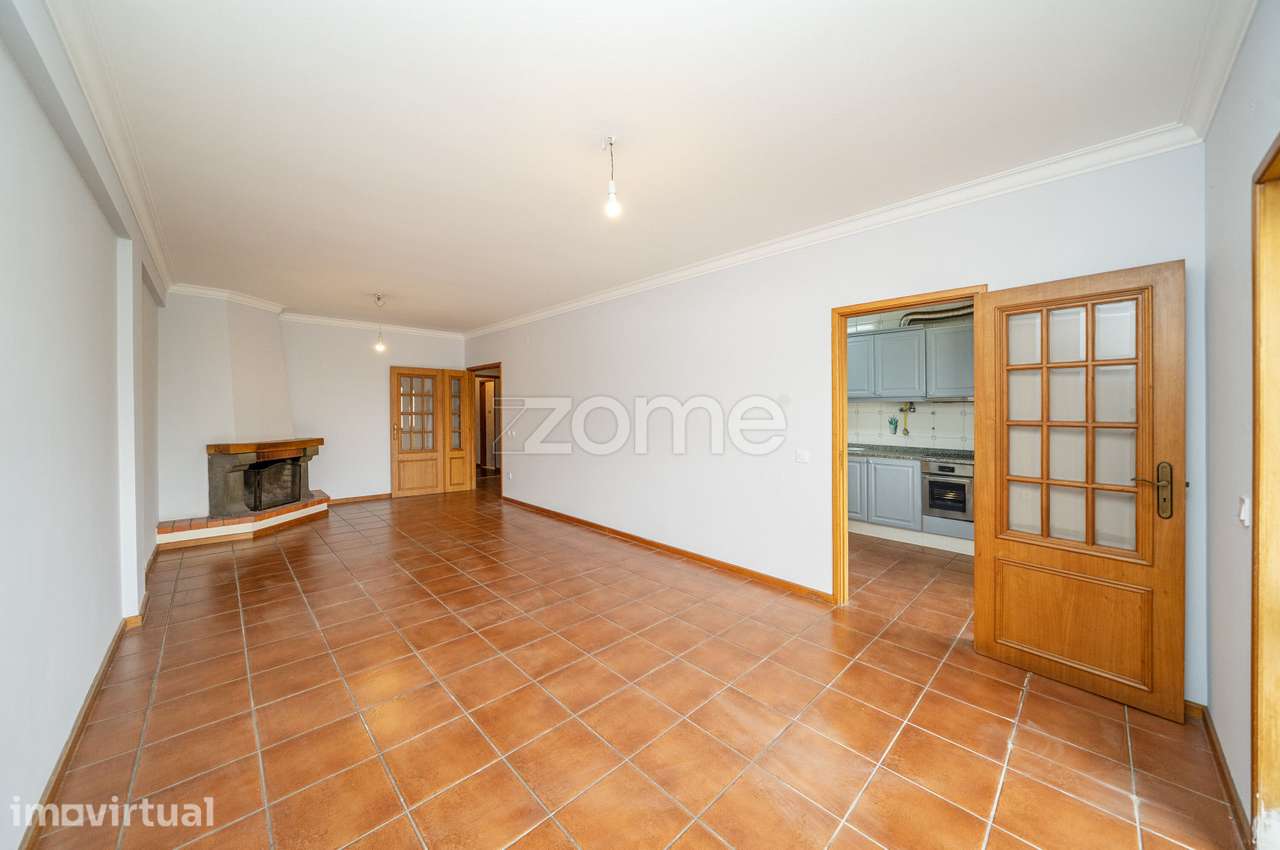 Apartamento T3 com Suite | Garagem | Elevador | 6.º Andar | Braga - Grande imagem: 2/41