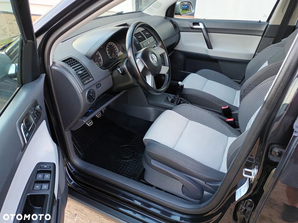 Volkswagen Polo Cross 1.6 - 20