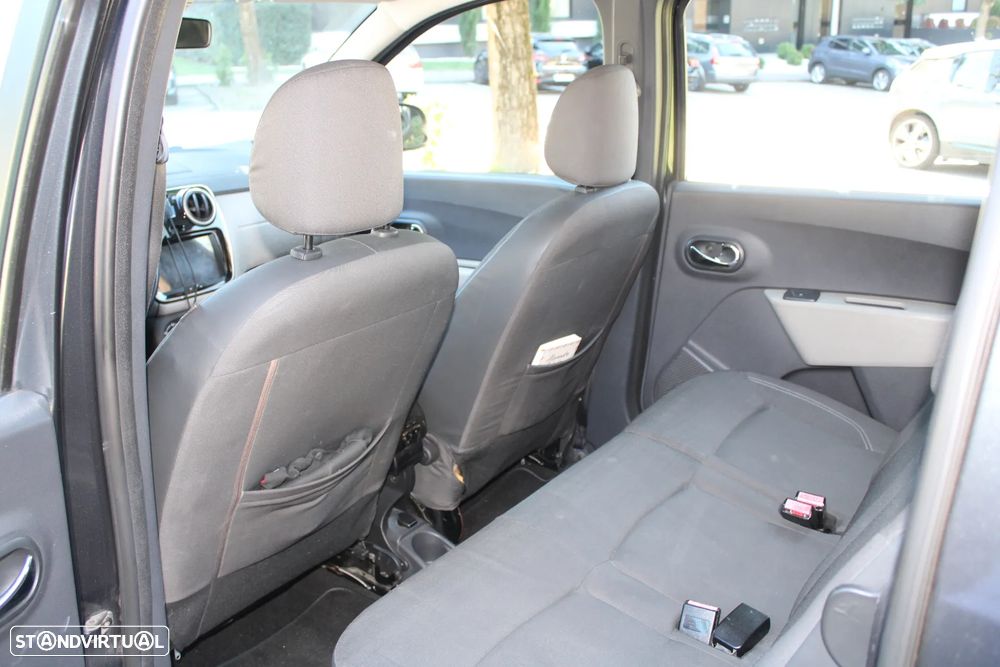 Dacia Lodgy 1.5 dCi Confort 7L - 12
