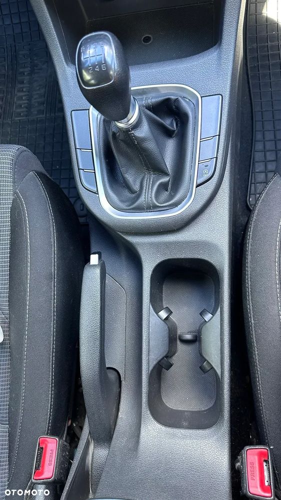 Hyundai i30 1.4 Classic + - 11