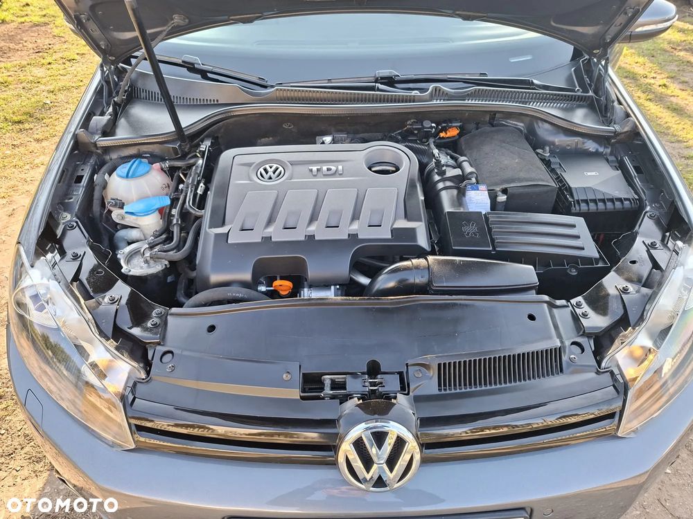 Volkswagen Golf 2.0 TDI DPF MATCH - 4