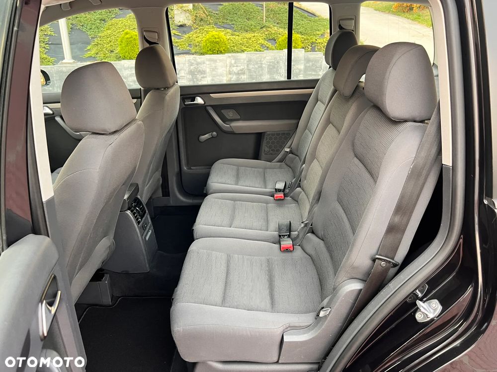 Volkswagen Touran 1.6 Trendline - 26