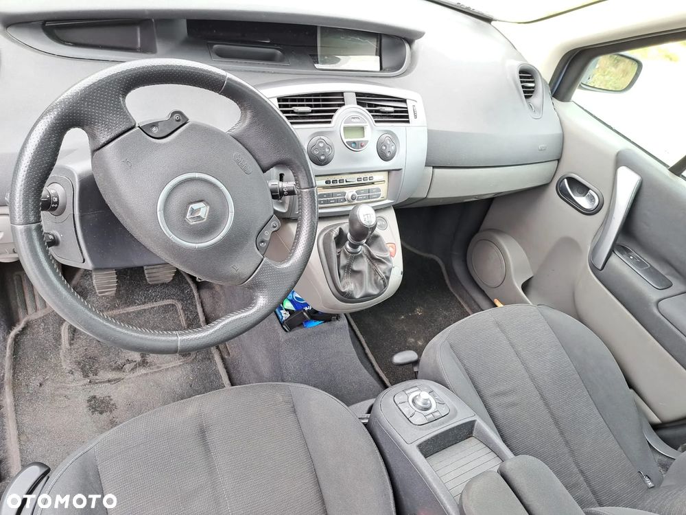 Renault Grand Scenic - 6