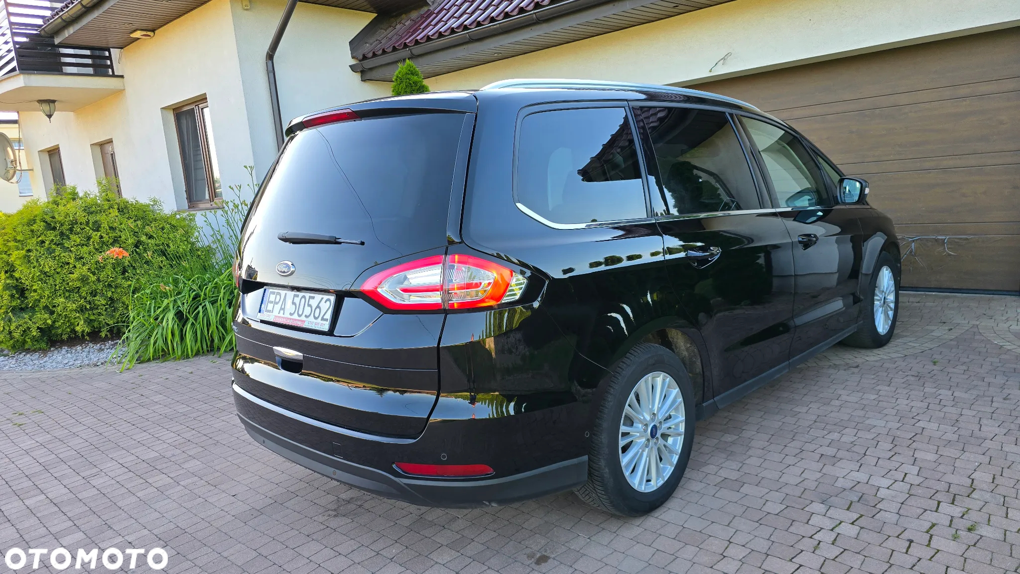 Ford Galaxy - 8