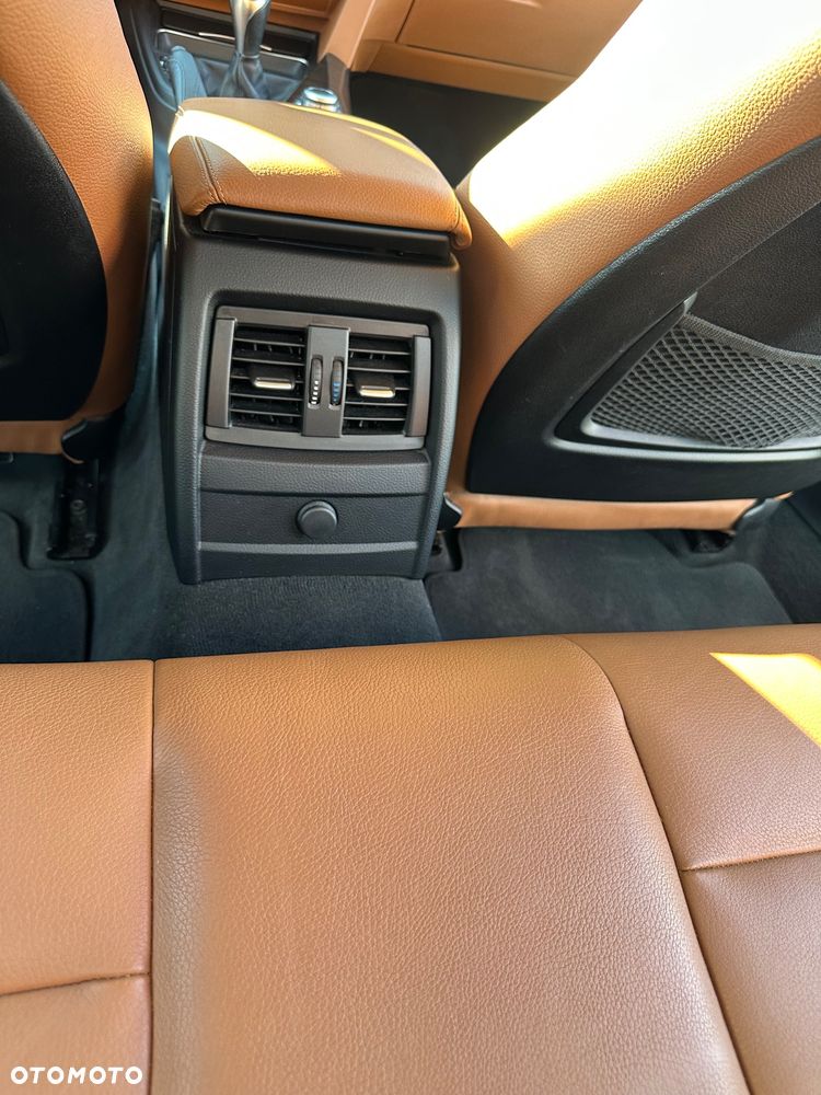 BMW Seria 3 316i Luxury Line - 17