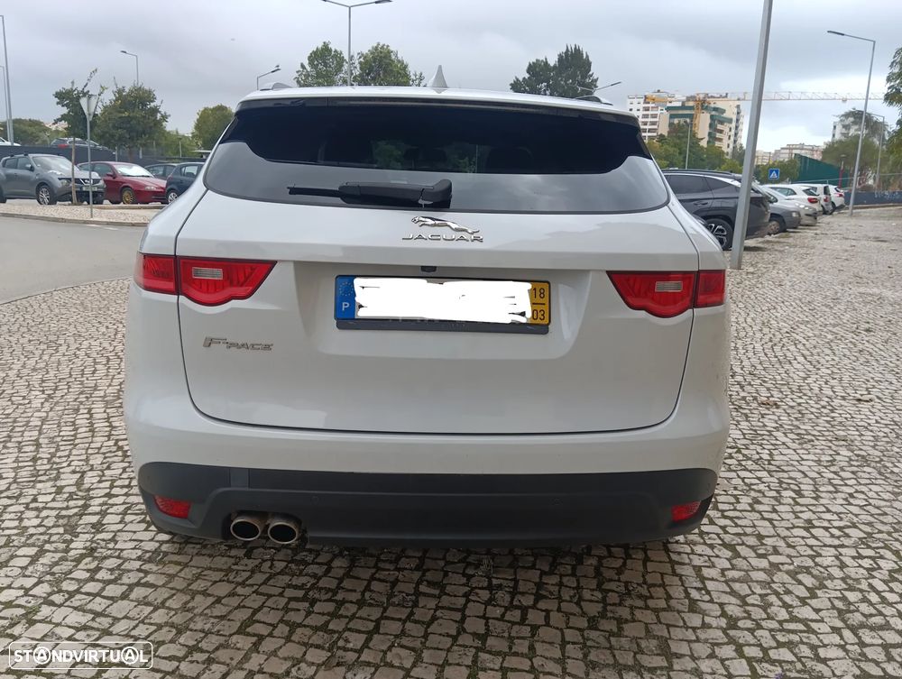 Jaguar F-Pace 2.0 i4D R-Sport Aut. - 28