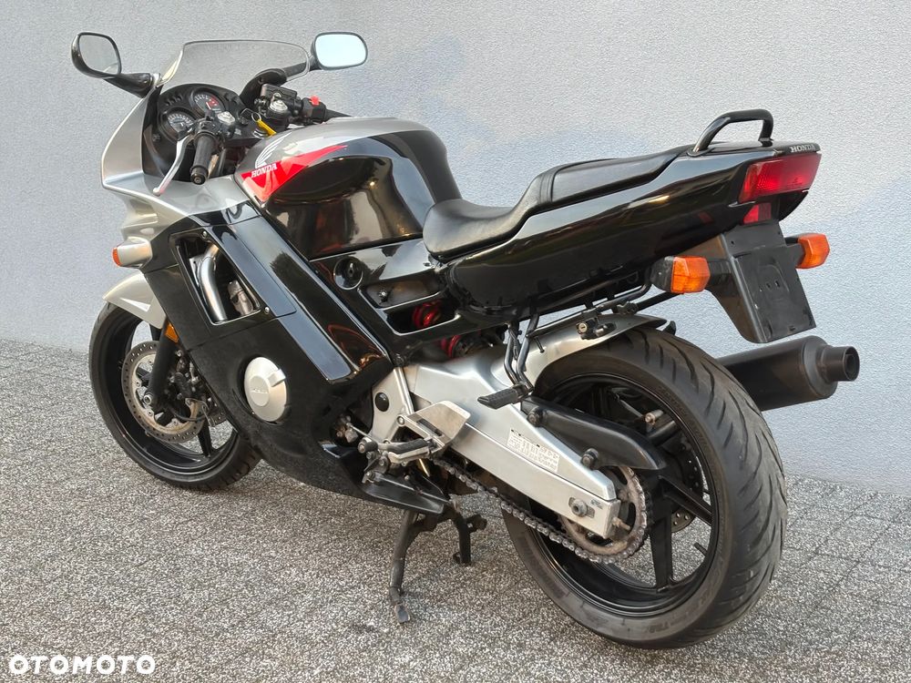 Honda CBR - 10
