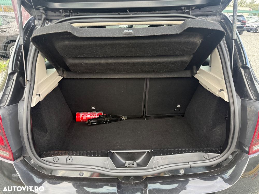 Dacia Sandero Stepway TCe 90 (S&S) Celebration - 15