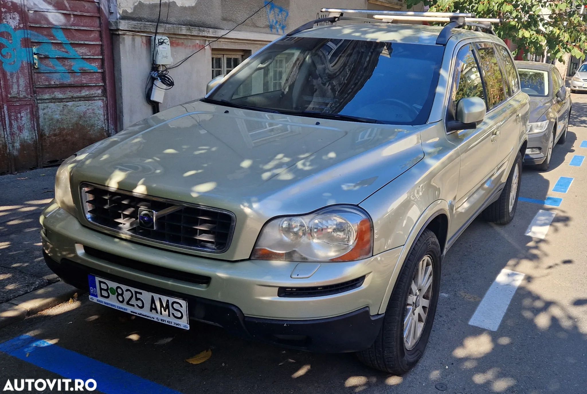 Volvo XC 90 - 1