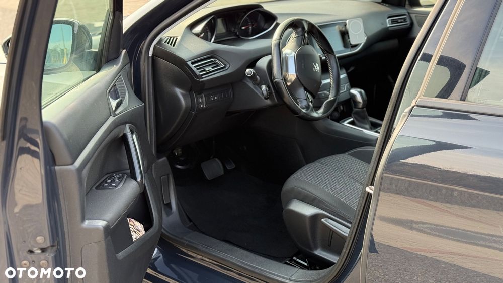 Peugeot 308 BlueHDi 120 EAT6 Stop & Start Active Business-Paket - 13