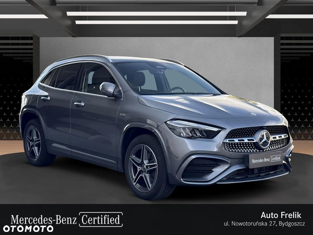 Mercedes-Benz GLA 250 e PHEV AMG Line 8G-DCT - 8