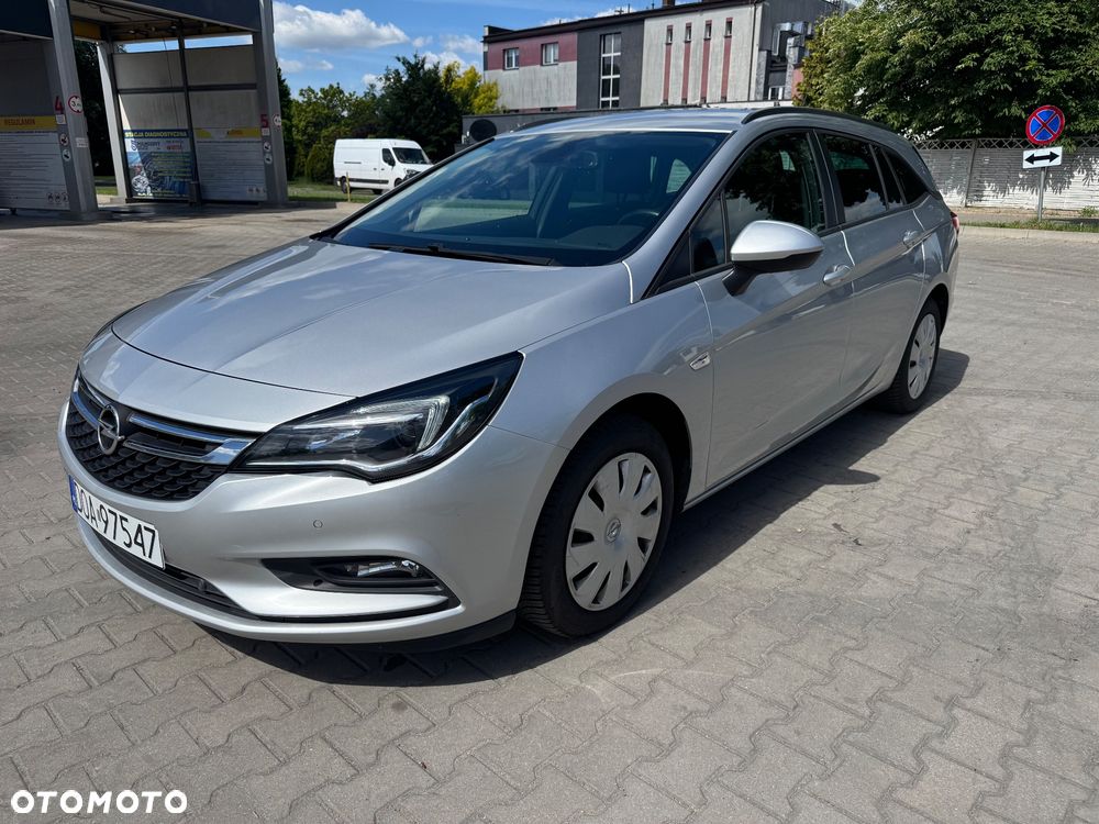 Opel Astra 1.6 D (CDTI) Start/Stop Business - 2