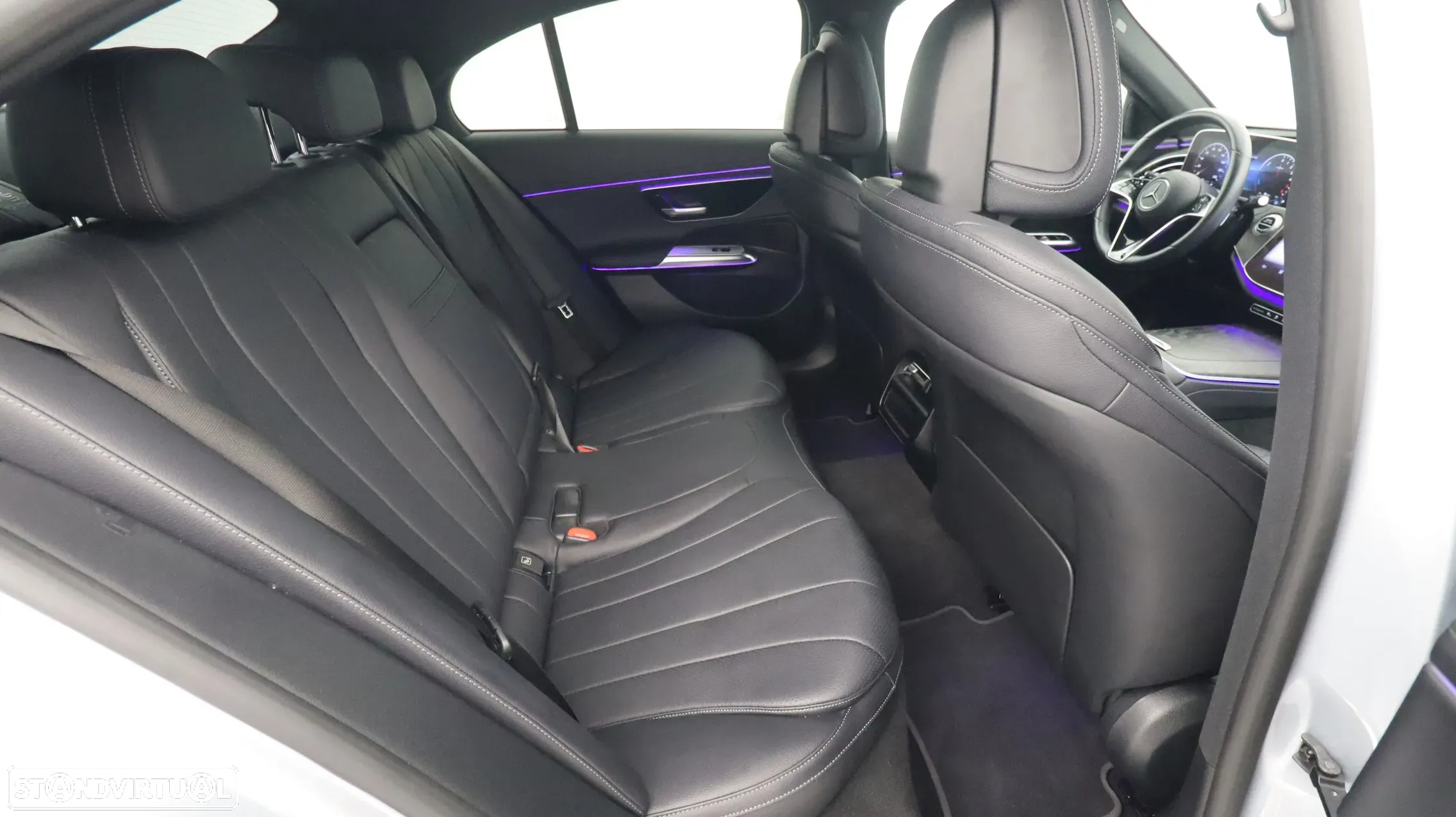 Mercedes-Benz E 300 de - 27