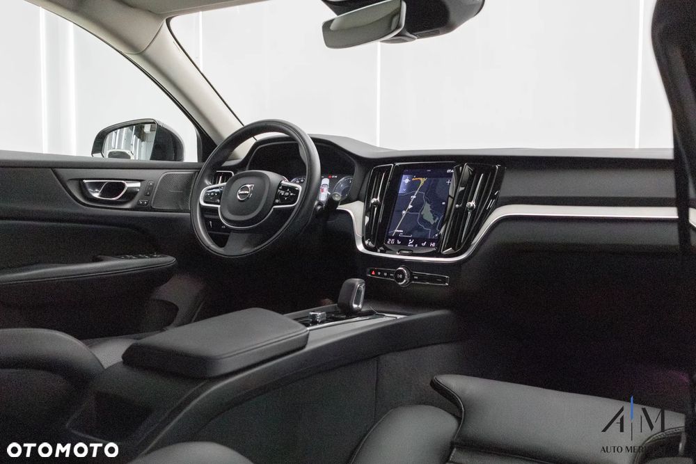 Volvo V60 Cross Country B4 D AWD Geartronic - 12