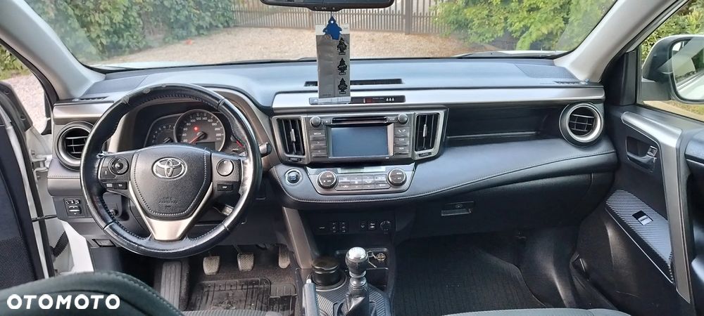 Toyota RAV4 2.0 Premium - 8