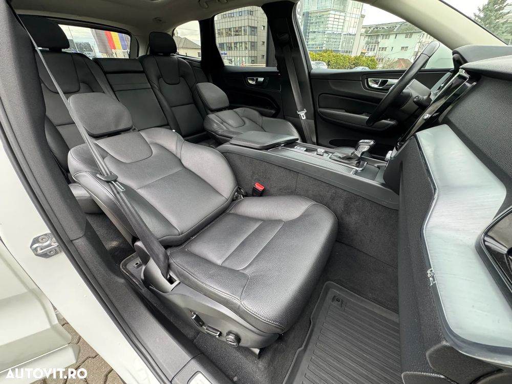 Volvo XC 60 T5 AWD Inscription - 11