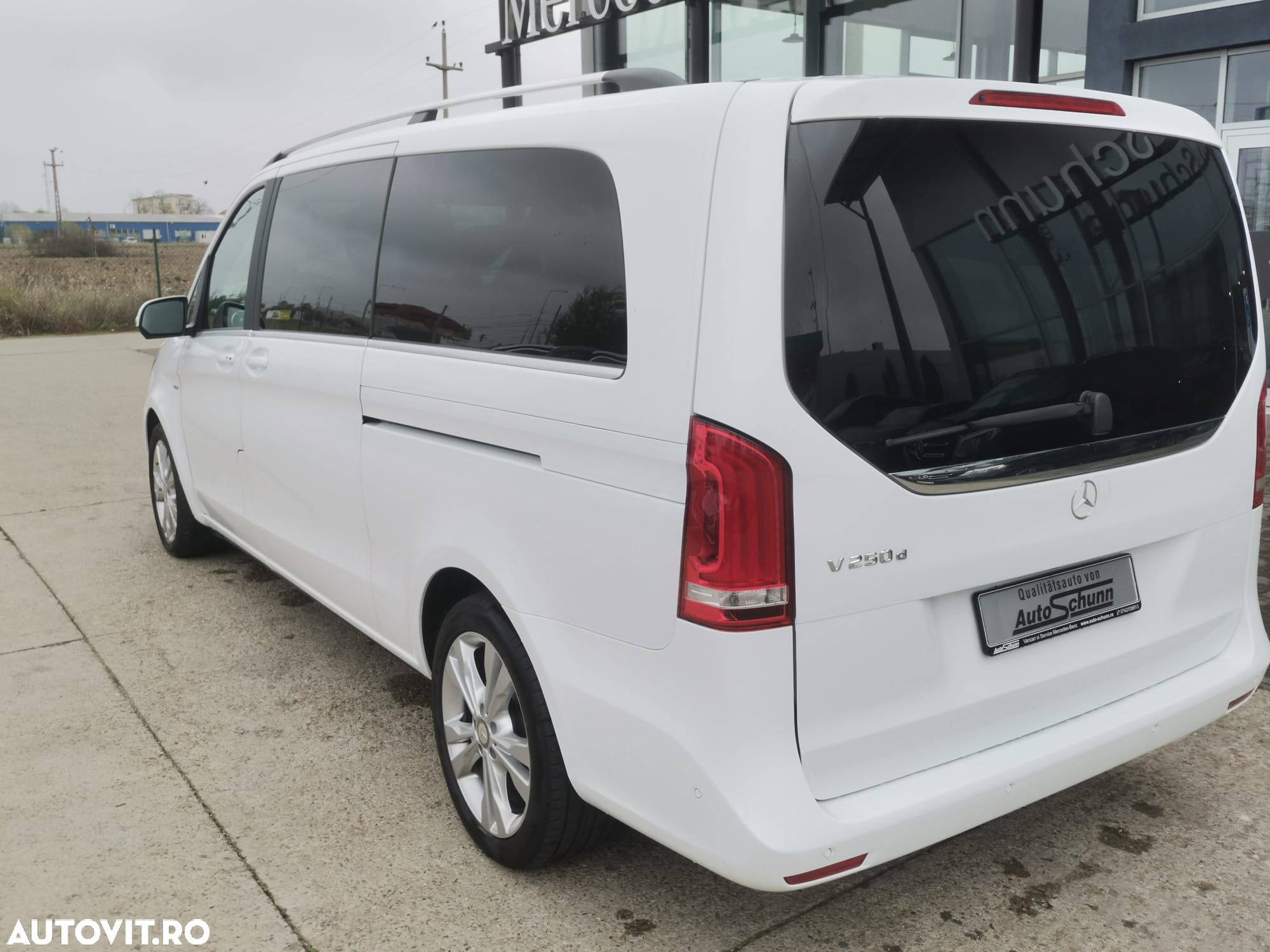 Mercedes-Benz V 250 (BlueTEC) d extralang 7G-TRONIC Avantgarde Edition - 5