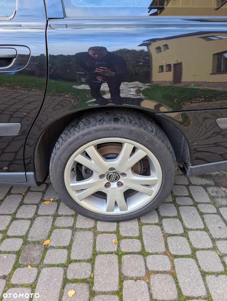 Volvo V70 2.5 T Optima - 24