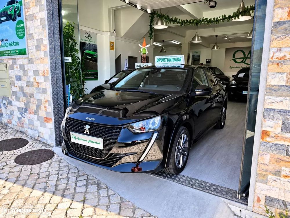 Peugeot e-208 50 kWh Active Pack — fotografia 15