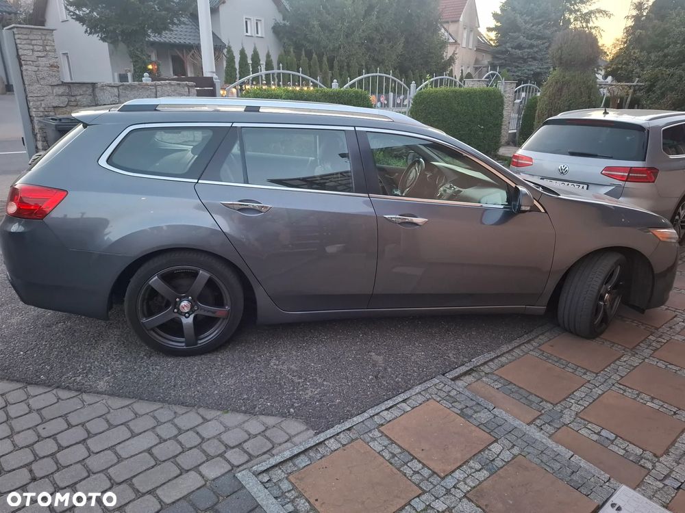 Honda Accord 2.0 Elegance 50 Jahre Edition - 10