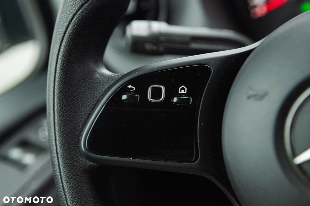 Mercedes-Benz Sprinter - 19