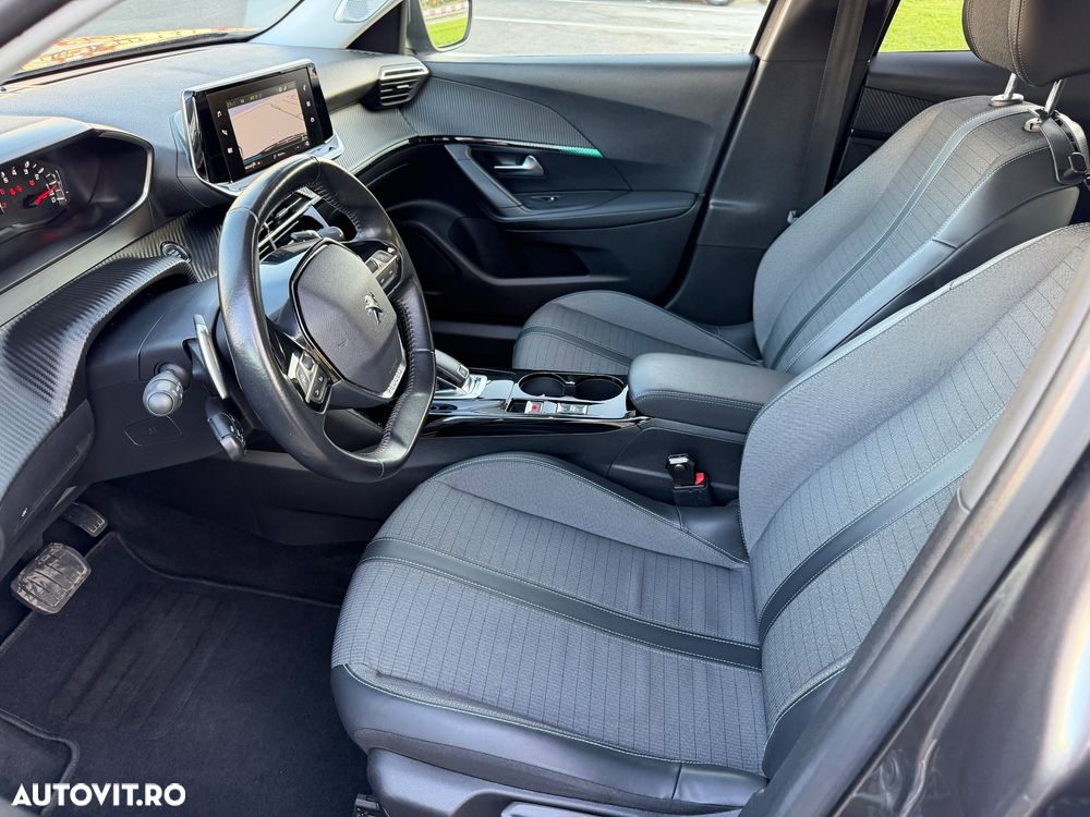 Peugeot 2008 1.5 BlueHDI EAT8 STT Allure Pack - 34