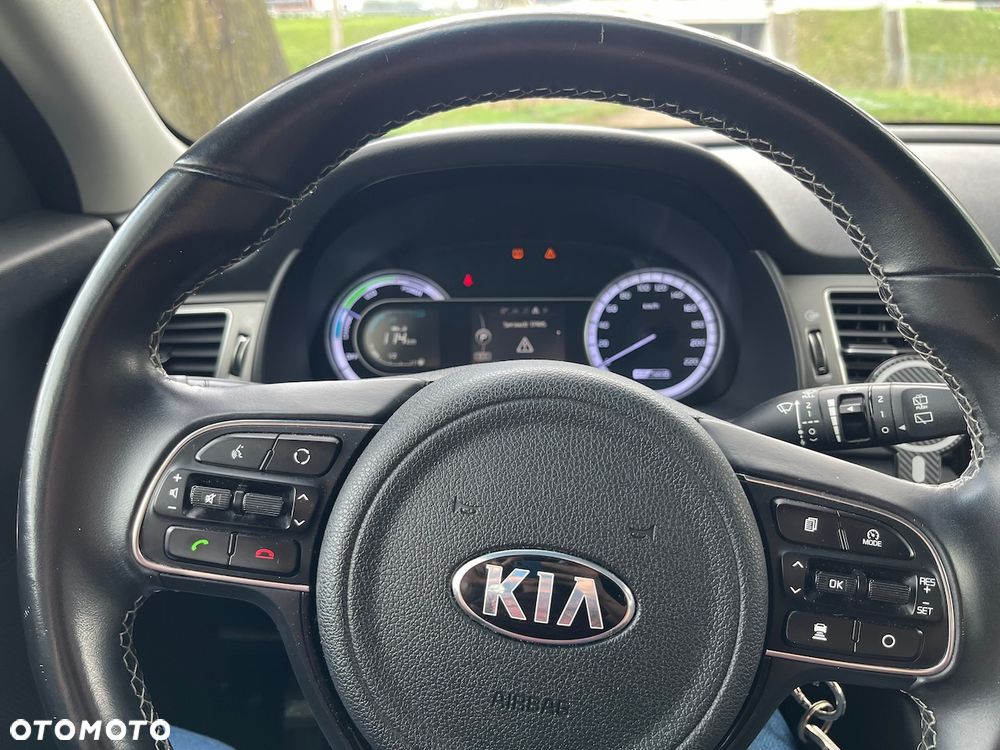 Kia Niro 1.6 GDI Hybrid L - 10