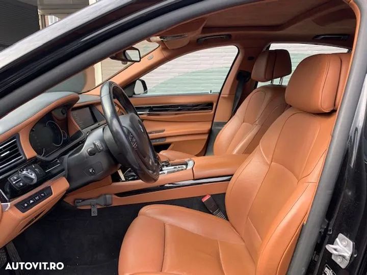 BMW Seria 7 740d xDrive - 2