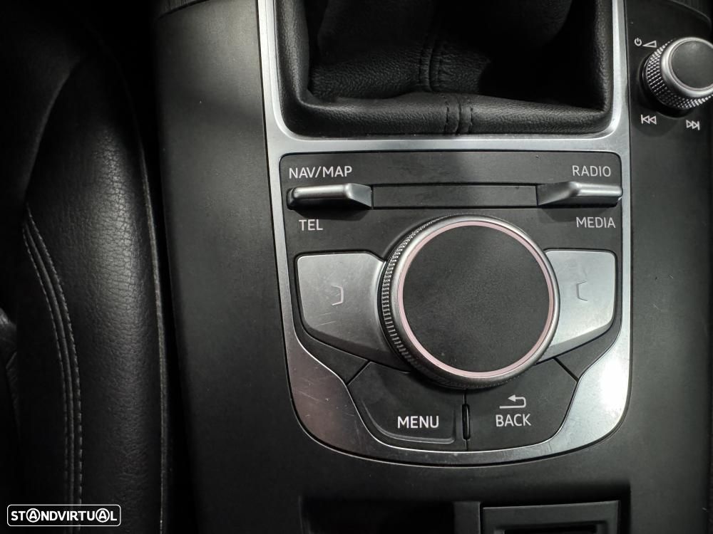 Audi A3 Sportback 30 TFSI S-line - 33