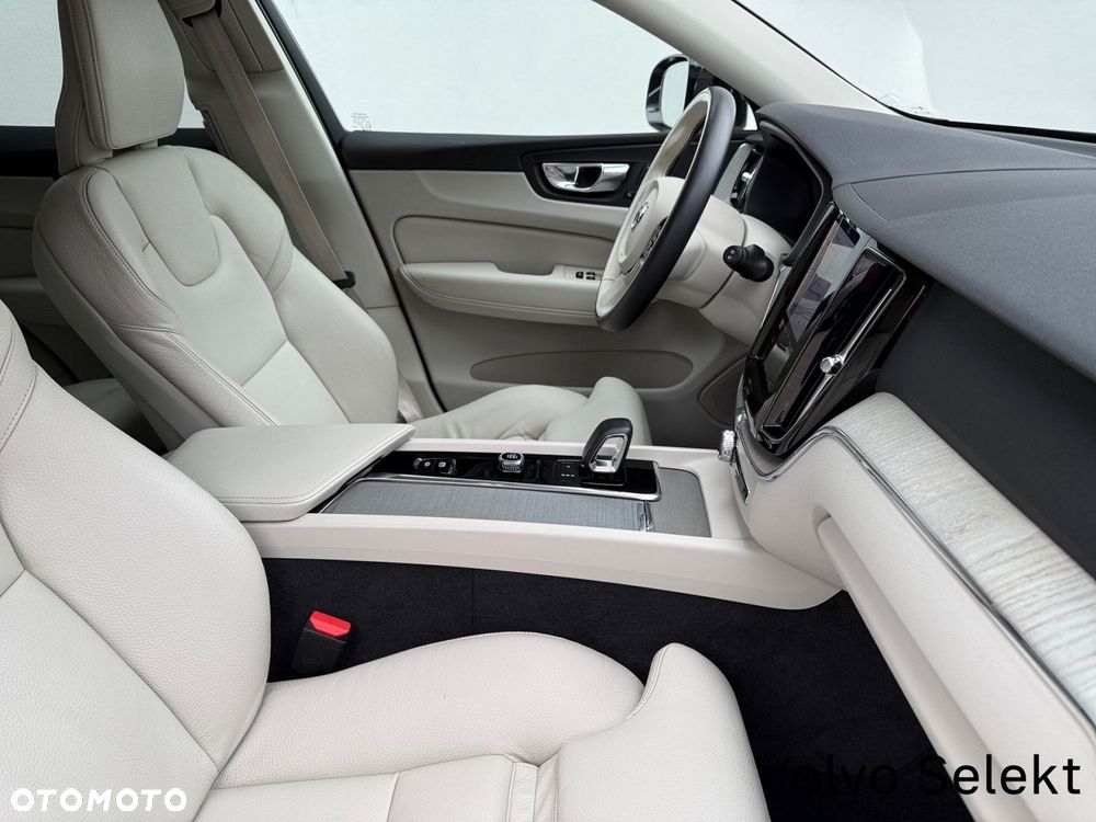 Volvo XC 60 - 29