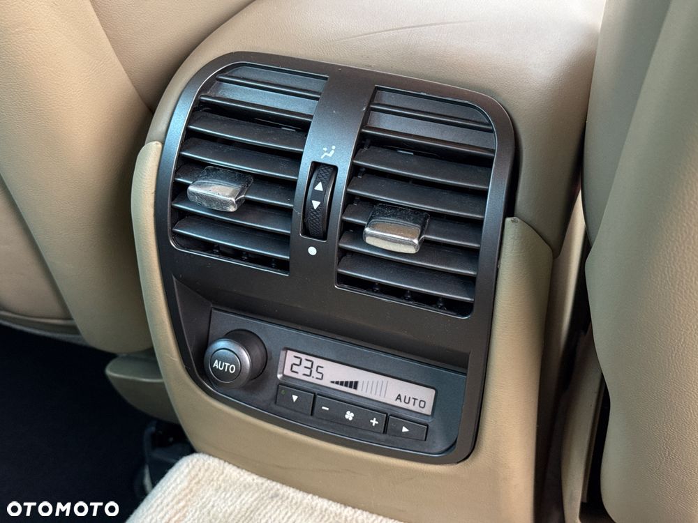 Lancia Thesis 3.2 V6 Comfotronic Emblema - 26