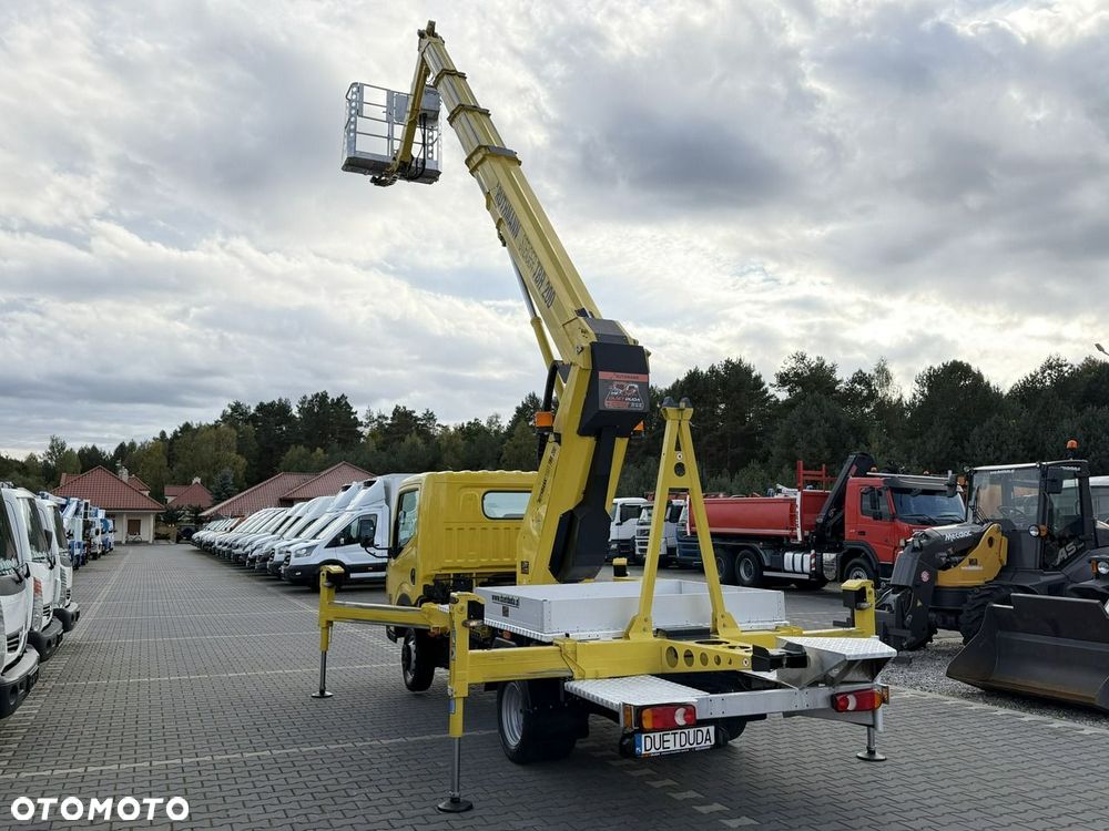 Renault Maxity - 21