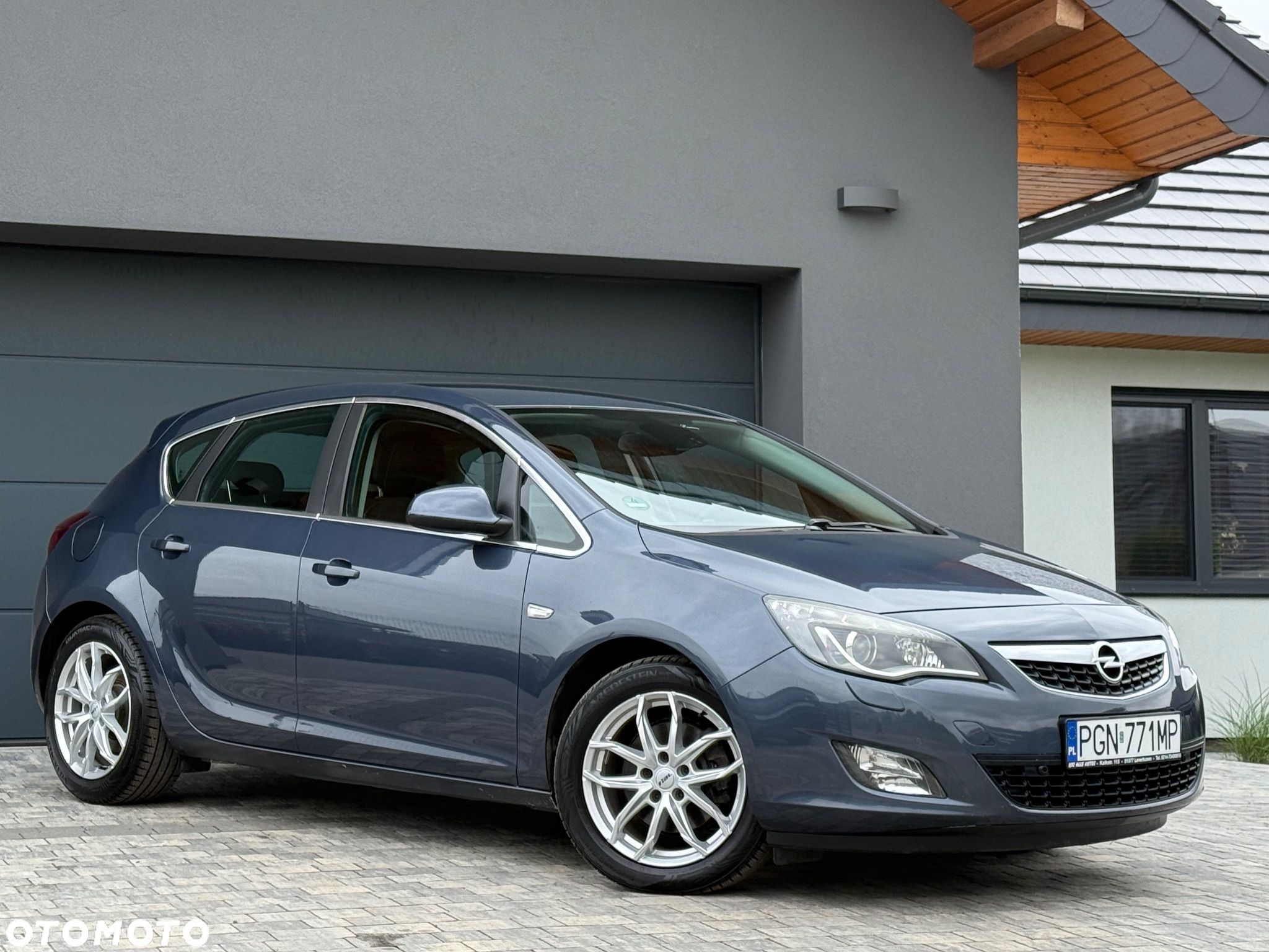 Opel Astra - 1