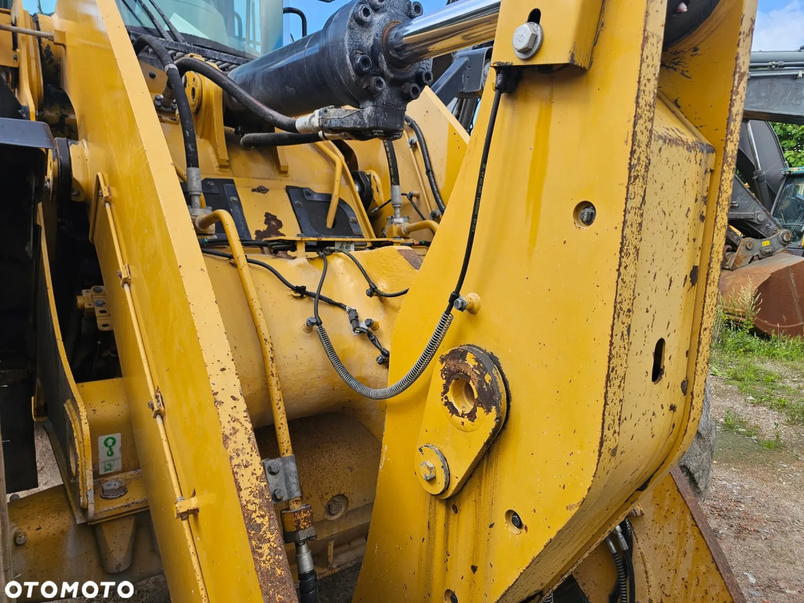 Caterpillar 950M - 14