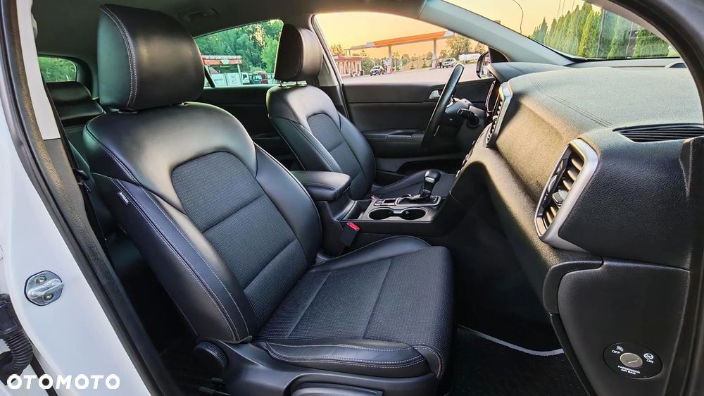 Kia Sportage 1.6 T-GDI AWD Platinum - 27