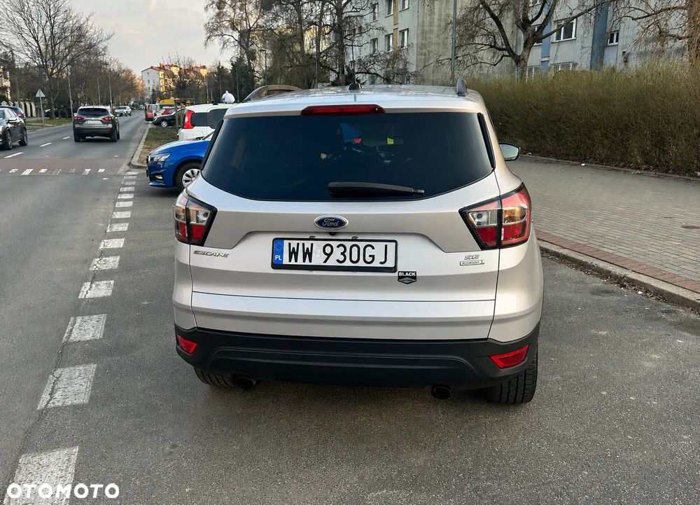 Ford Escape - 8